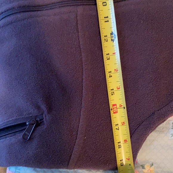Medium Purple Columbia Fleece Vest Excellent Condition - Picture 4 of 4